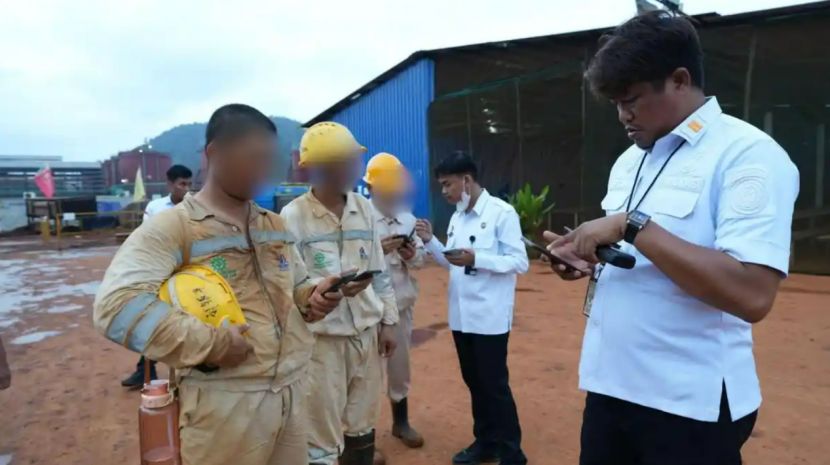 多名国人因无法出示护照被捕