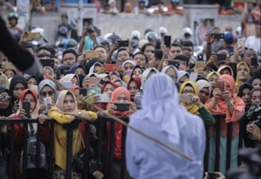 1月2日起在印尼非婚性行为将被监禁或罚款