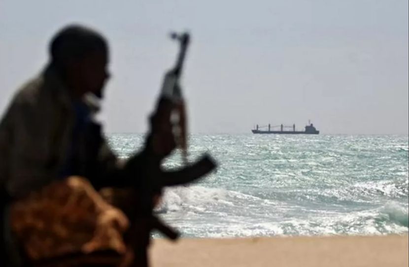 印尼渔船在加蓬近海遇袭中印尼共9名船员遭绑架