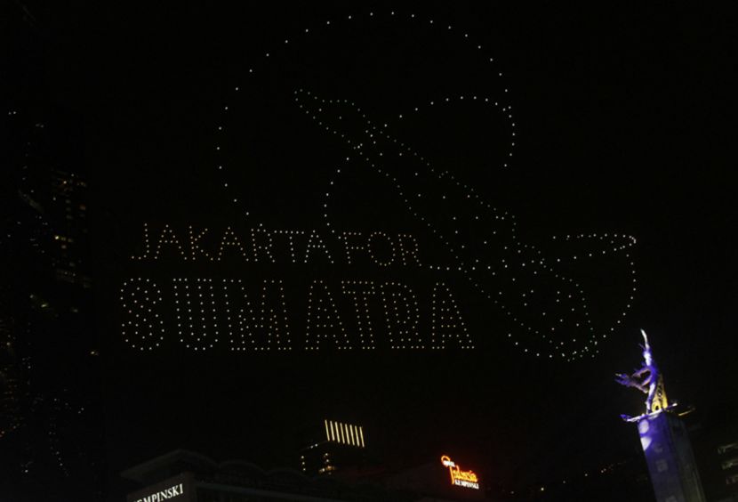 雅加达民众聚会庆祝跨年夜