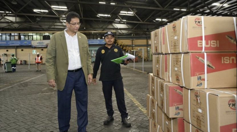 印尼业界赞同政府拍卖滞留进出口货物