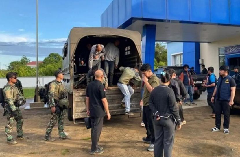 印尼警方通报两名中国公民因涉袭击军方被立案