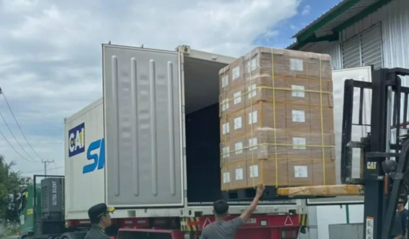 西苏拉威西冷冻椰浆首次出口中国