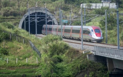 印尼使用财政预算偿还雅万高铁债务