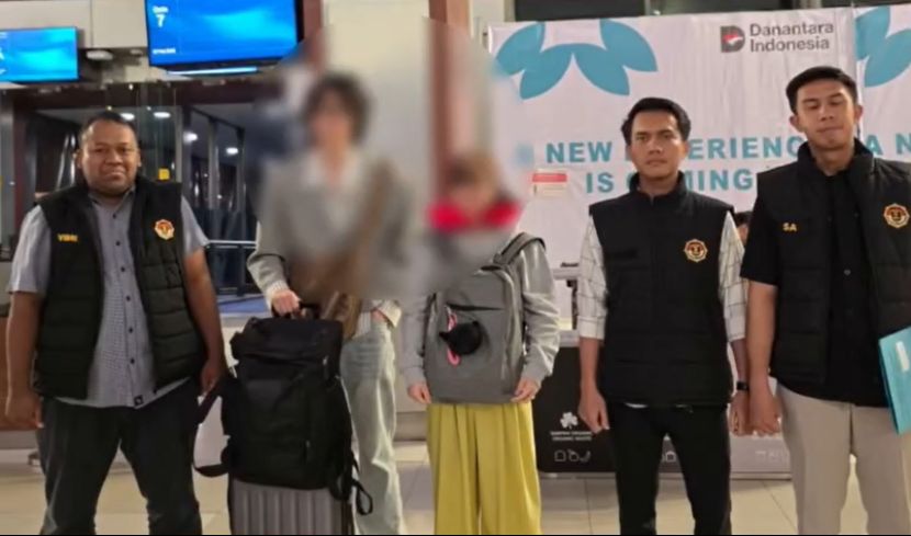 落地签打工被遣返！2名中国公民在印尼被驱逐