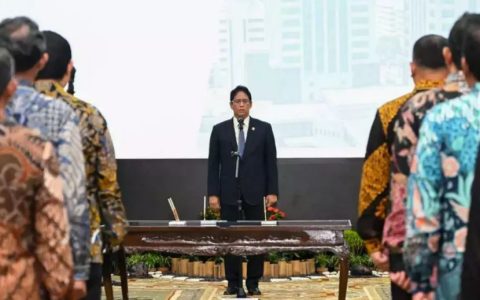 印尼财政部长警告海关官员切勿渎职