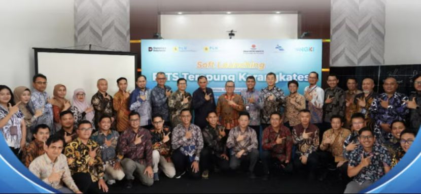 中资企业参与印尼漂浮太阳能电站建设