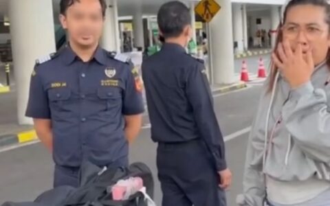 旅客入境通过检查却遭海关官员追逐