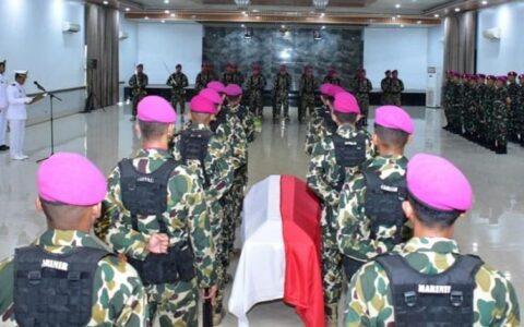 西巴布亚武装袭击军方哨所2名海军陆战队员阵亡