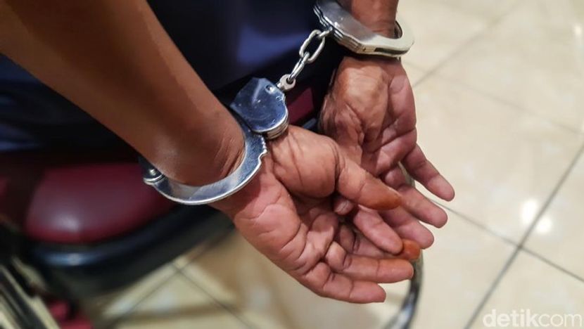 15岁女佣因倒掉剩饭被雇主多次性侵虐待