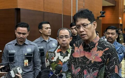 印尼财长召开会议解决企业经营障碍