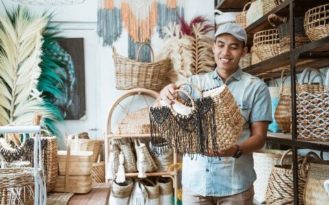 进口商品冲击印尼市场，中小微企业呼吁公平竞争环境