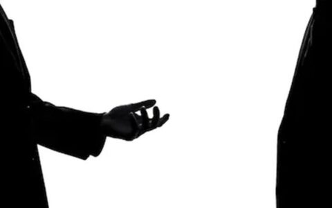 在印尼的企业遭强行索要节日津贴可报警求助