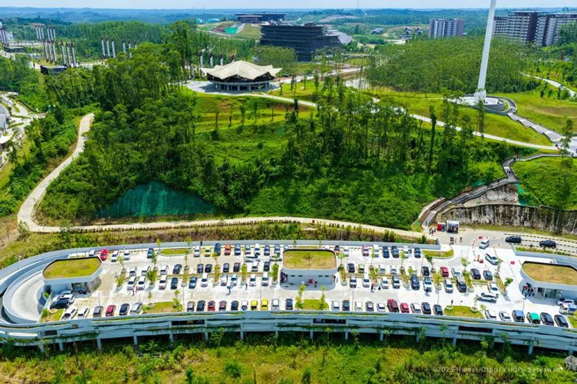 印尼新首都长假游客量突破35万人次