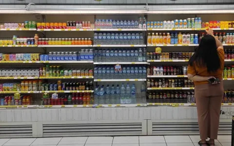 中东局势致印尼食品饮料包装价格暴涨60%