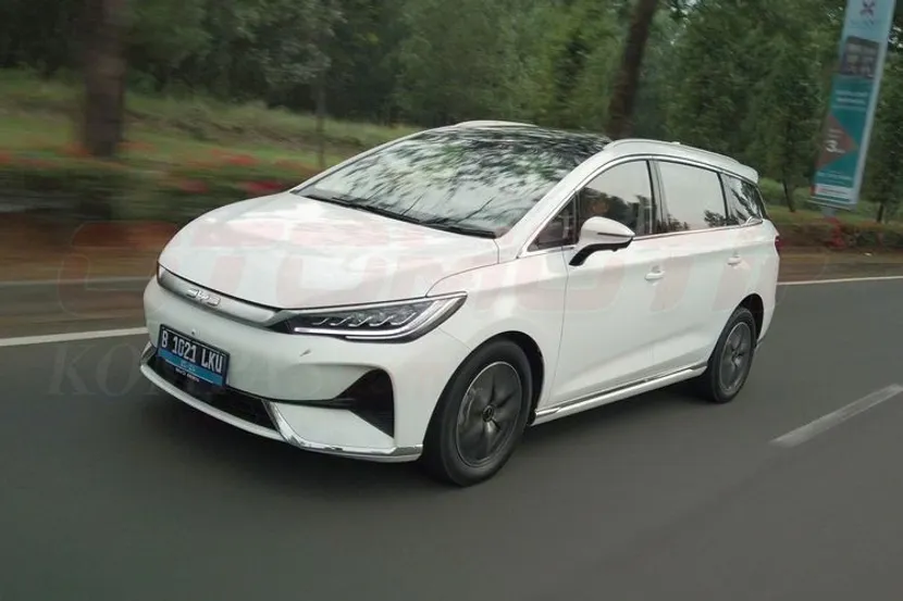 比亚迪M6日使用成本远低于大发Xenia