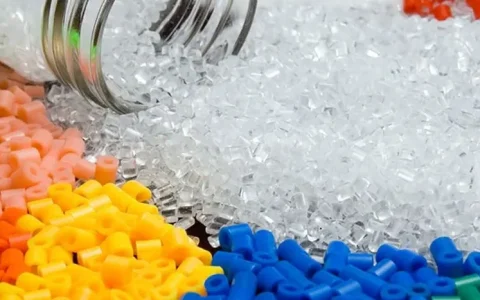 中东阴云下，印尼塑料危中有机